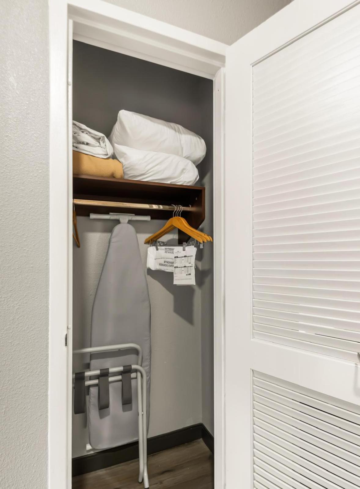 Hawthorn Extended Stay By Wyndham College Station Eksteriør billede